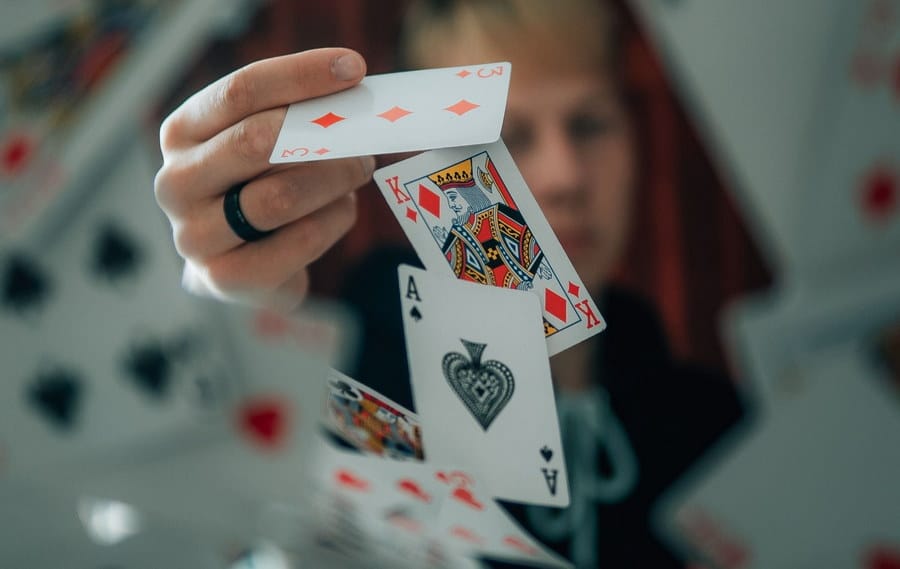 ทำไมบาคาร่าออนไลน์สดถึงเป็นสุดยอดประสบการณ์การเล่นเกม